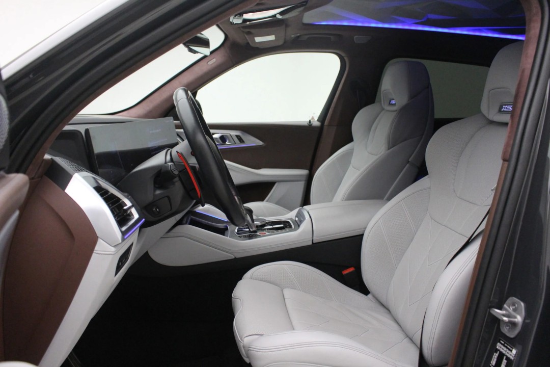 BMW XM - foto 12