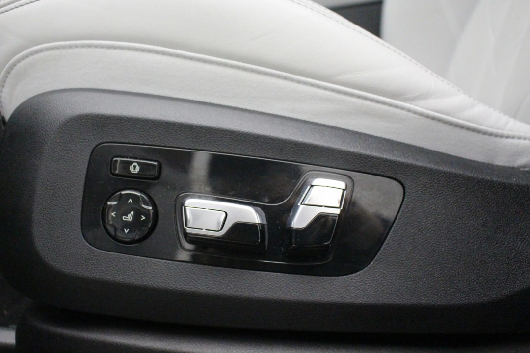BMW XM - foto 32