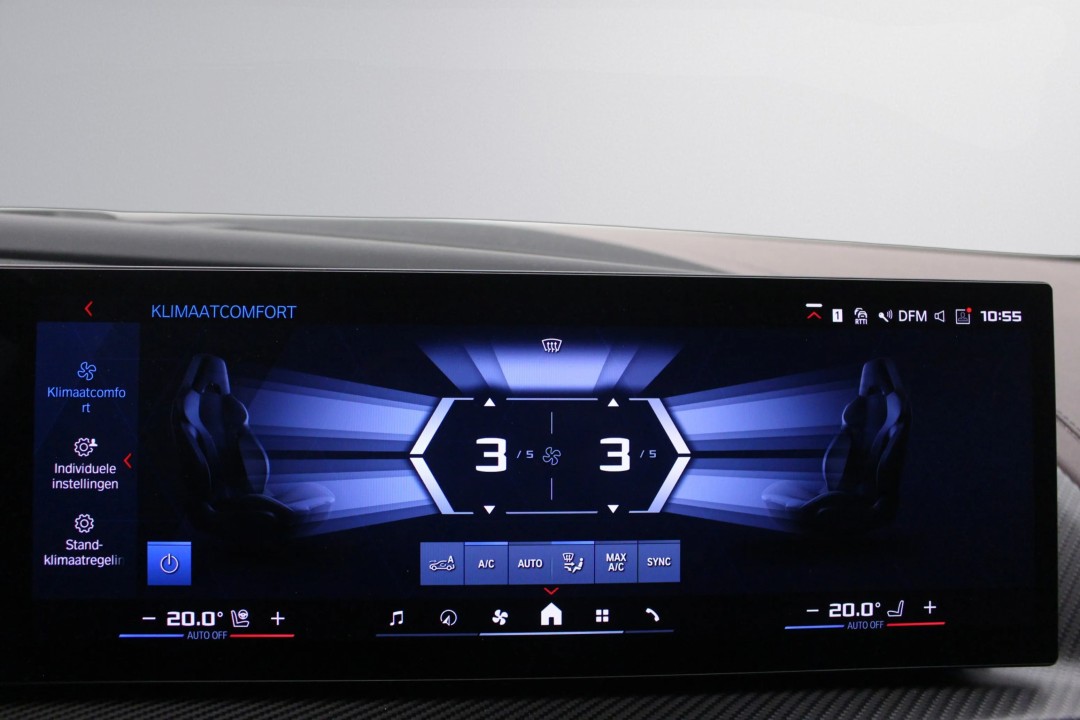 BMW XM - foto 19
