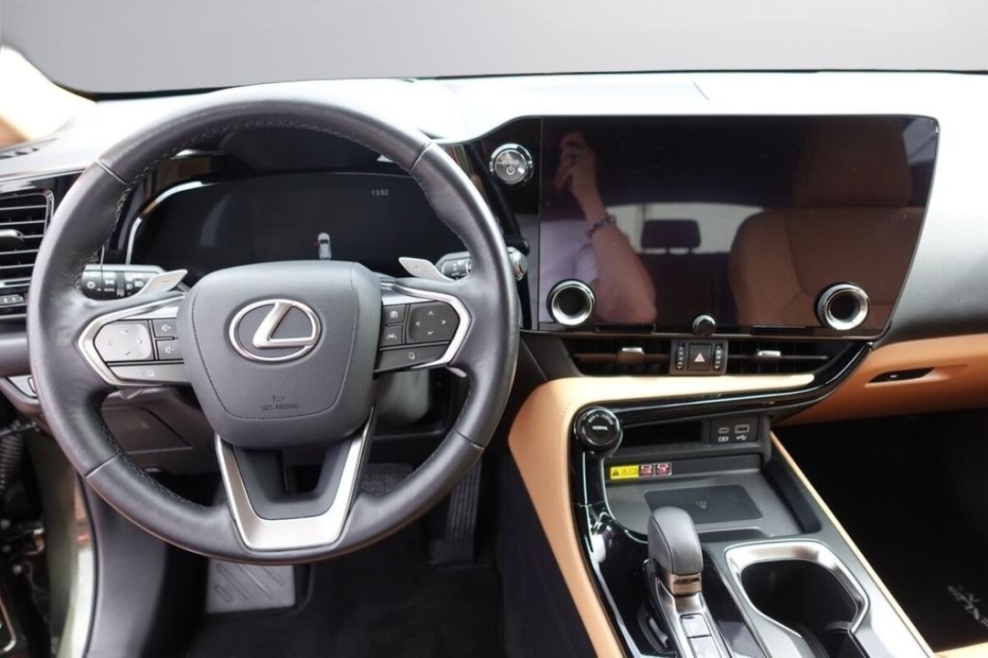Lexus Seria NX 350h AWD Executive Line - foto 9