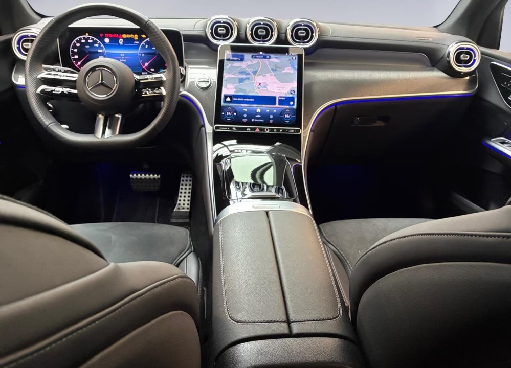 Mercedes-Benz GLC 300d 4MATIC AMG Line - foto 7