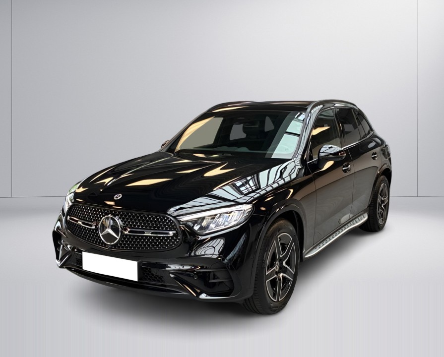 Mercedes-Benz GLC 300d 4MATIC AMG Line (2)
