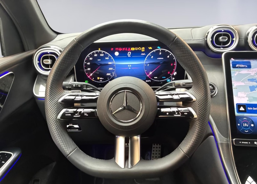 Mercedes-Benz GLC 300d 4MATIC AMG Line - foto 8