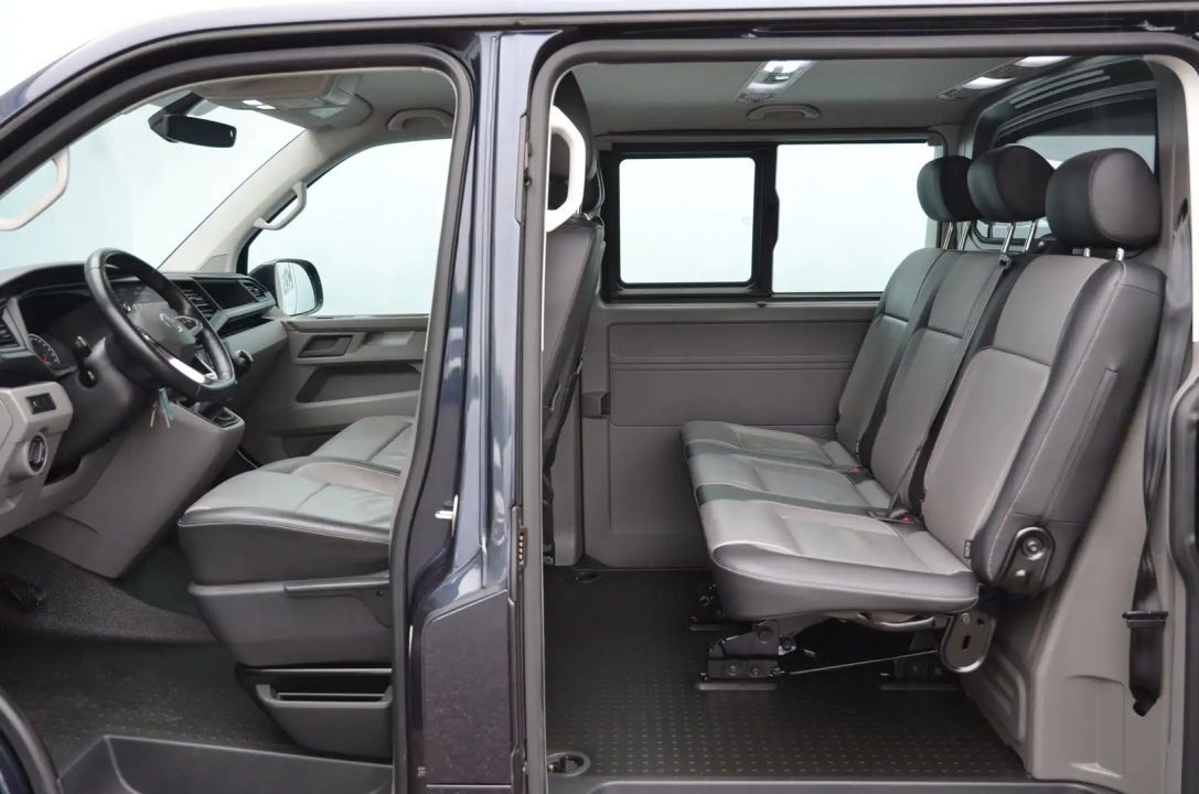 Volkswagen Caravelle T6 2.0TDI - foto 8