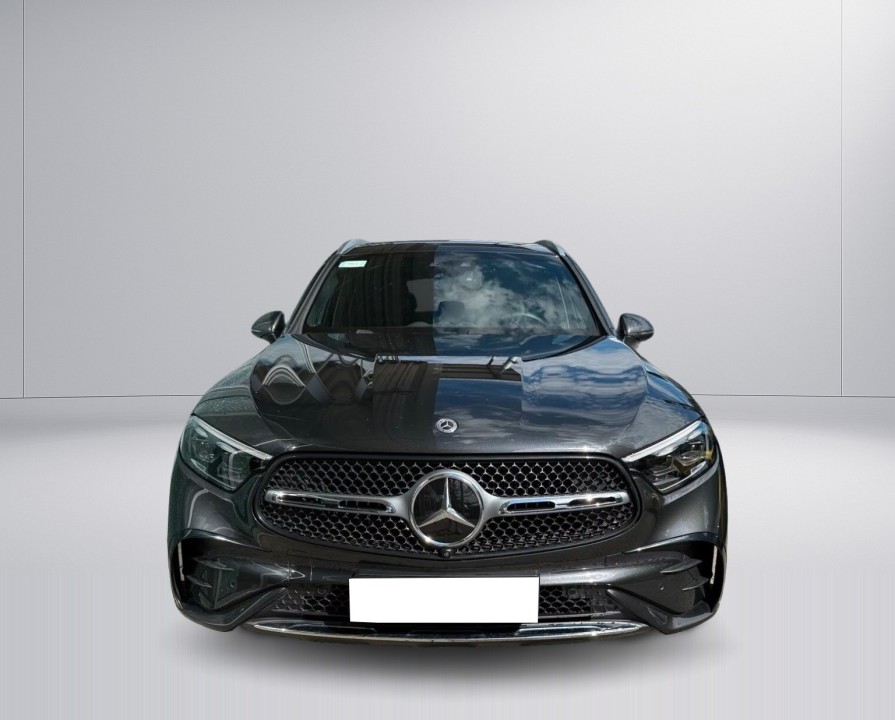 Mercedes-Benz GLC 300d 4MATIC AMG Line (2)