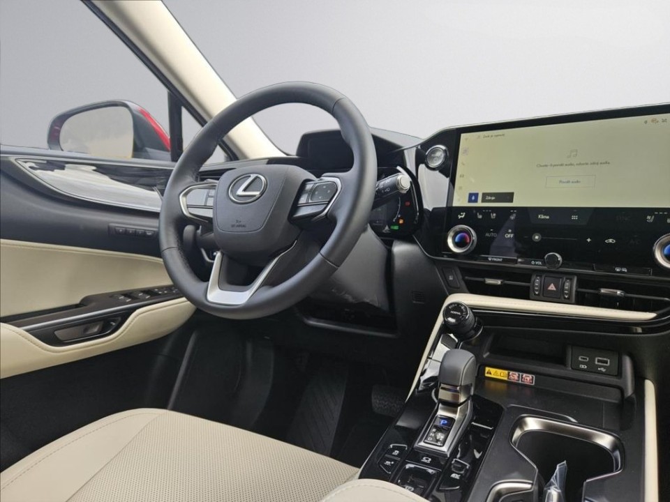 Lexus Seria NX 450h+ AWD Prestige - foto 9