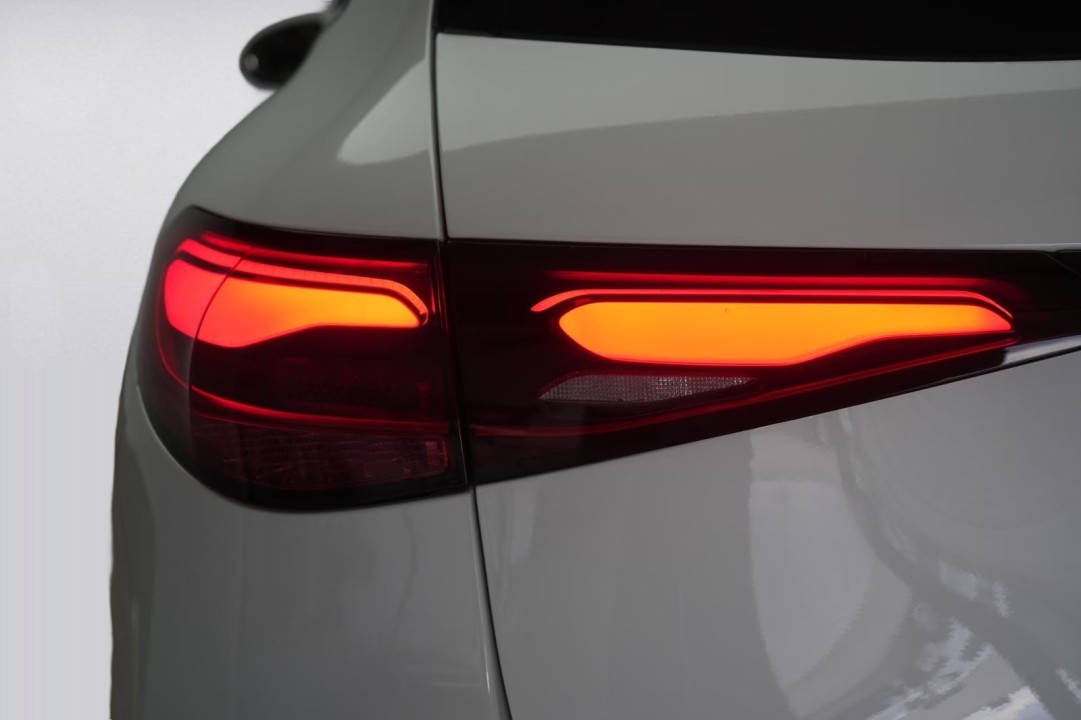 Mercedes-Benz GLC 220d 4MATIC - foto 40