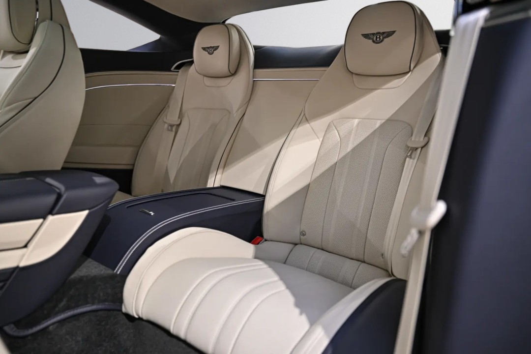Bentley Continental GT - foto 23