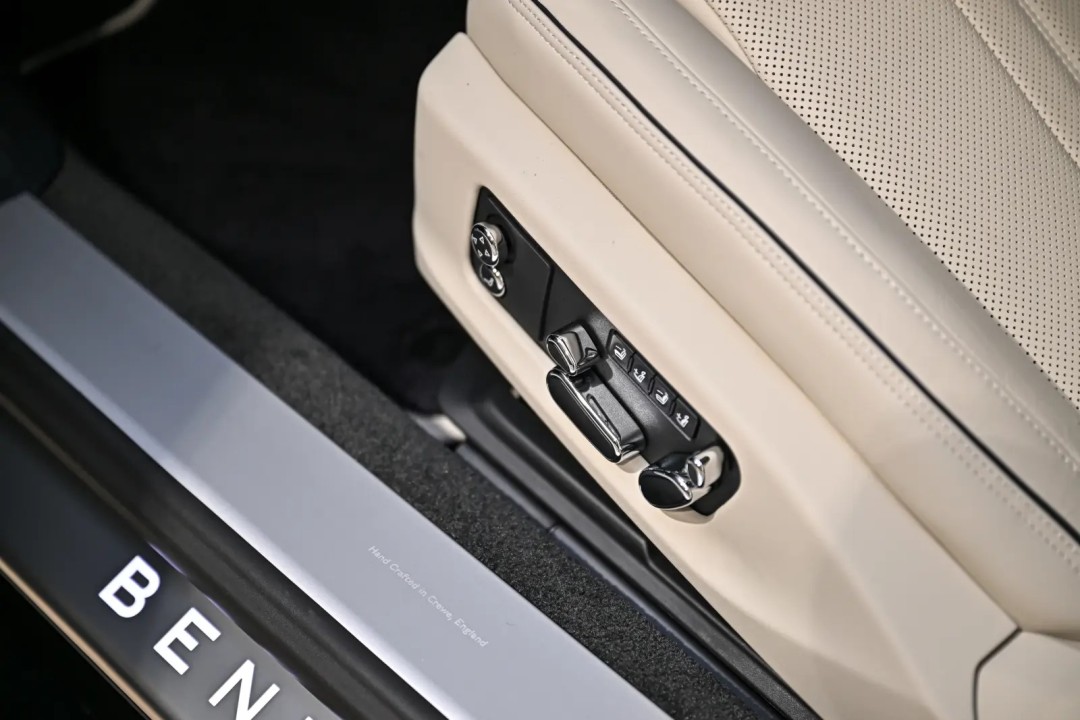 Bentley Continental GT - foto 27