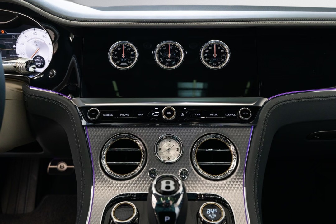 Bentley Continental GT Mulliner - foto 17