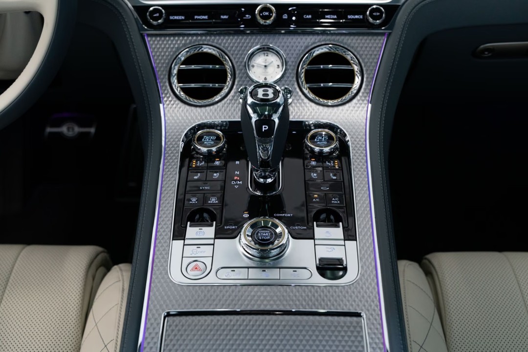 Bentley Continental GT Mulliner - foto 16