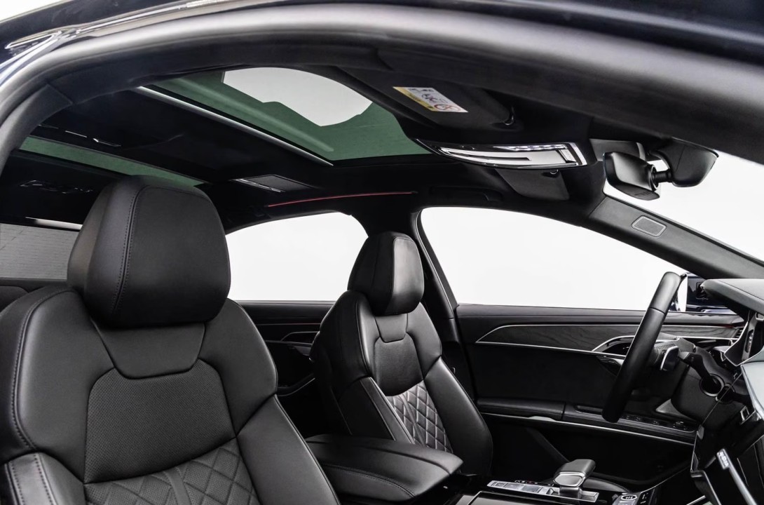Audi A8 60 TFSIe - foto 16