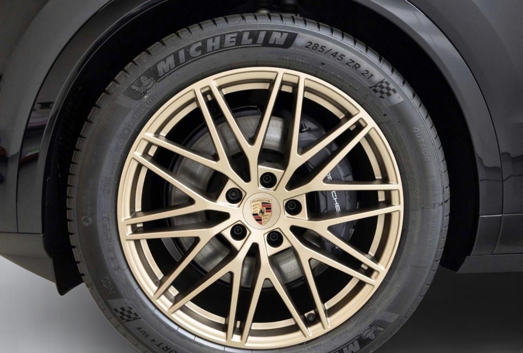 Porsche Cayenne Coupe Black Edition - foto 31