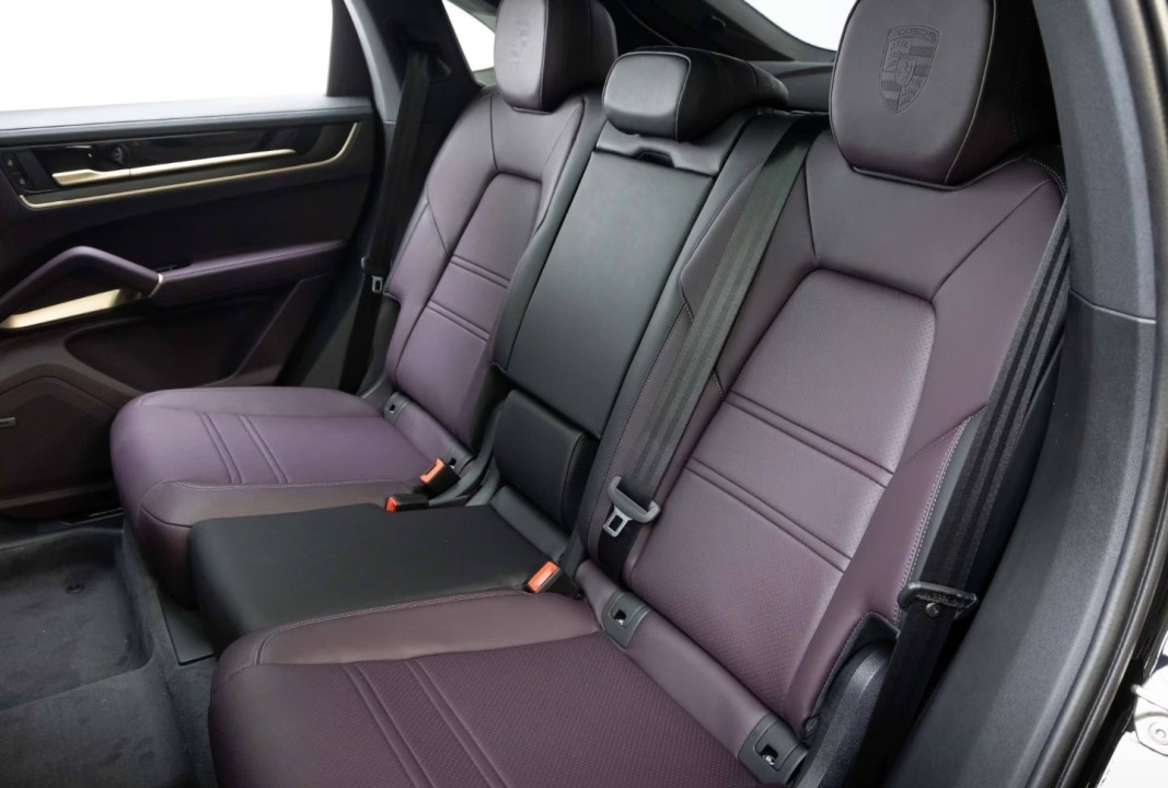Porsche Cayenne Coupe Black Edition - foto 21