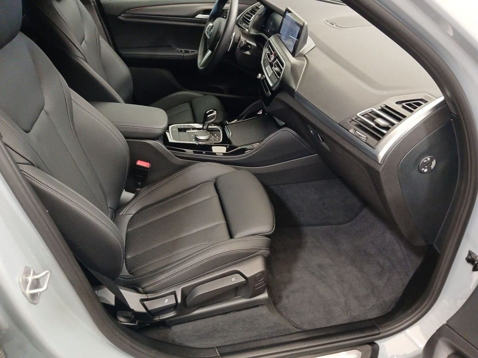 BMW X4 xDrive20i M-Sport - foto 9
