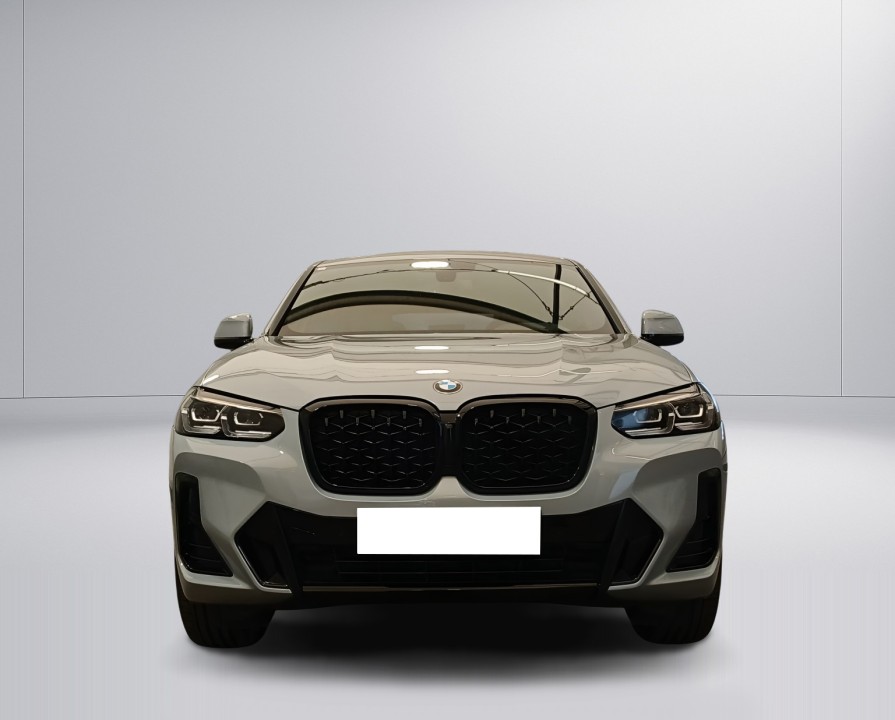 BMW X4 xDrive20i M-Sport (2)