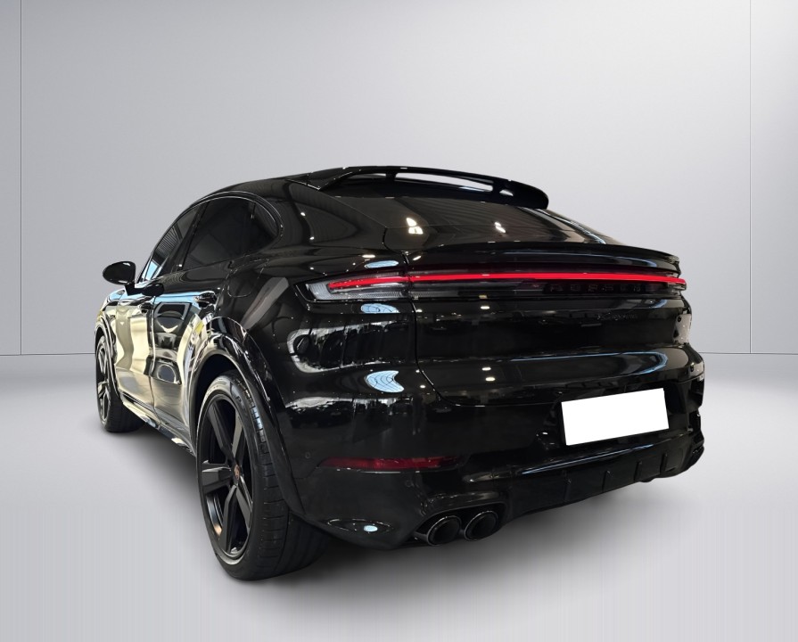 Porsche Cayenne Coupe E-Hybrid Black Edition (5)