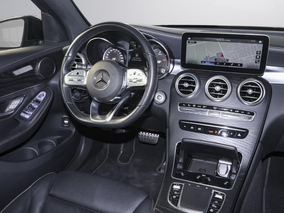 Mercedes-Benz GLC Coupé 300de 4MATIC AMG Line - foto 9
