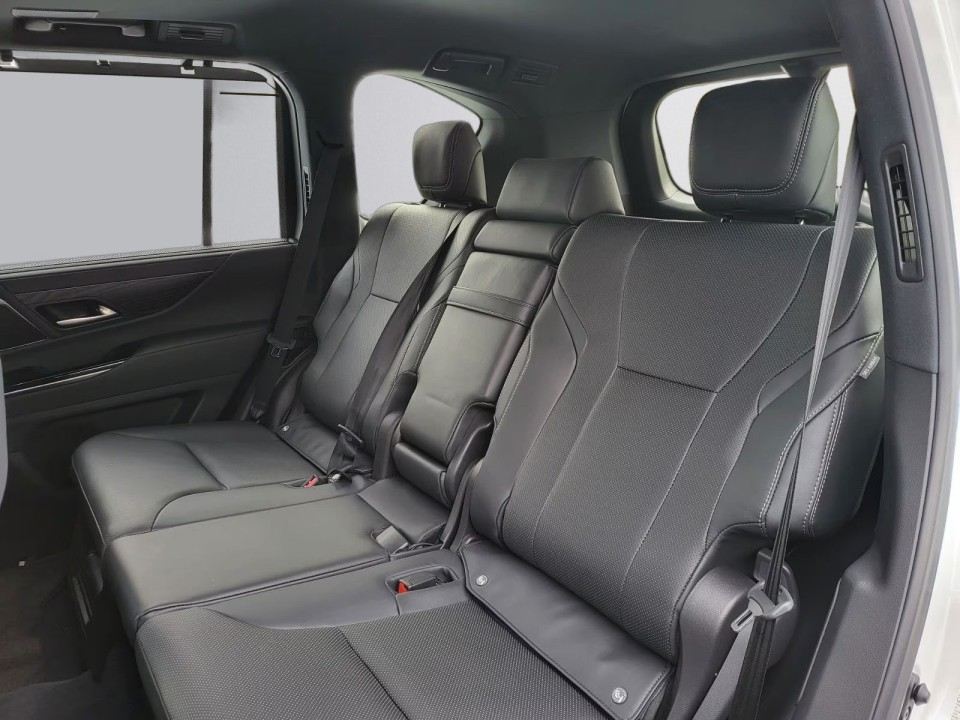Lexus Seria LX 500d - foto 6