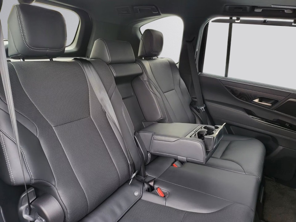 Lexus Seria LX 500d - foto 8