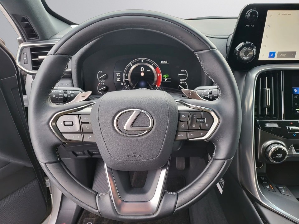 Lexus Seria LX 500d - foto 11