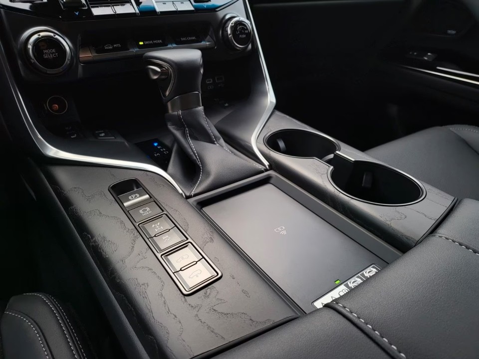 Lexus Seria LX 500d - foto 12