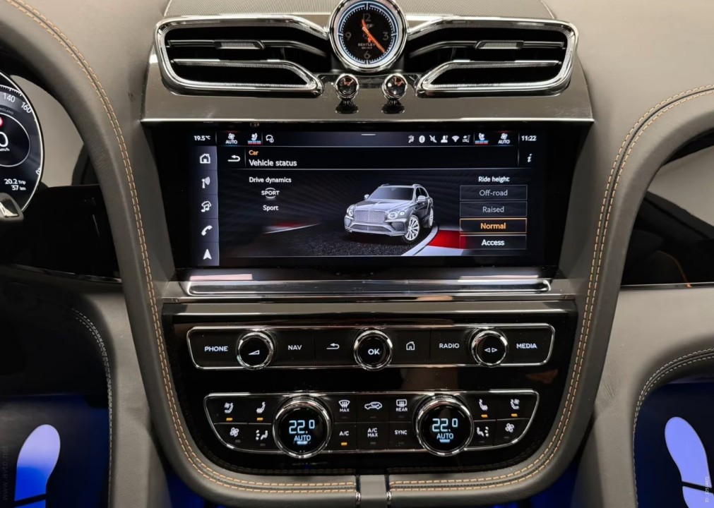 Bentley Bentayga - foto 18