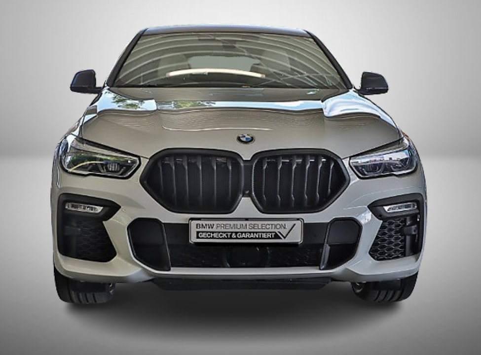 BMW X6 M50i (2)