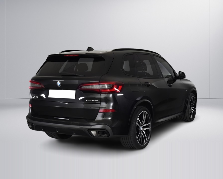 BMW X5 xDrive 40d M-Sport (2)