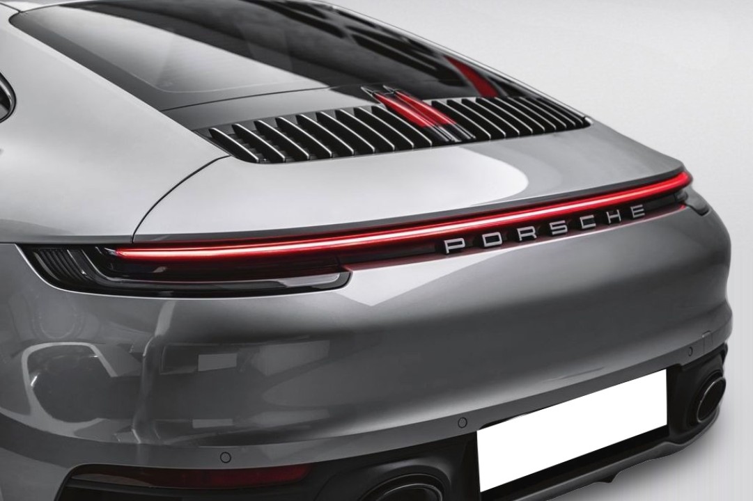 Porsche 911 Carrera 4 - foto 18