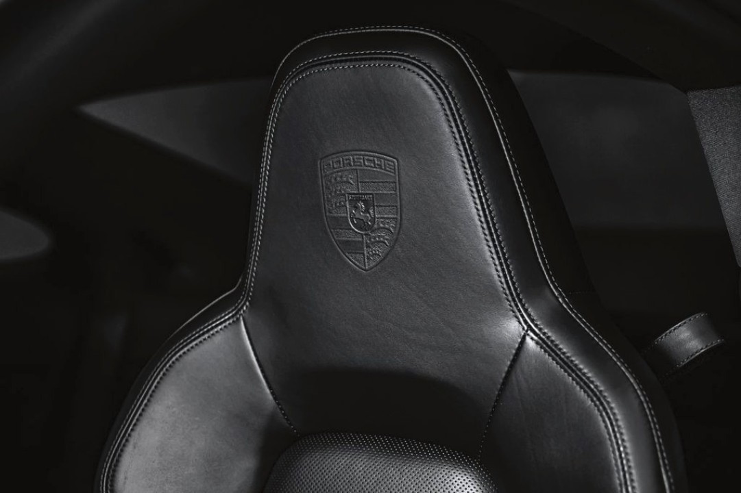 Porsche 911 Carrera 4 - foto 14