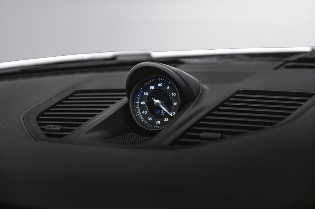 Porsche 911 Carrera 4 - foto 16