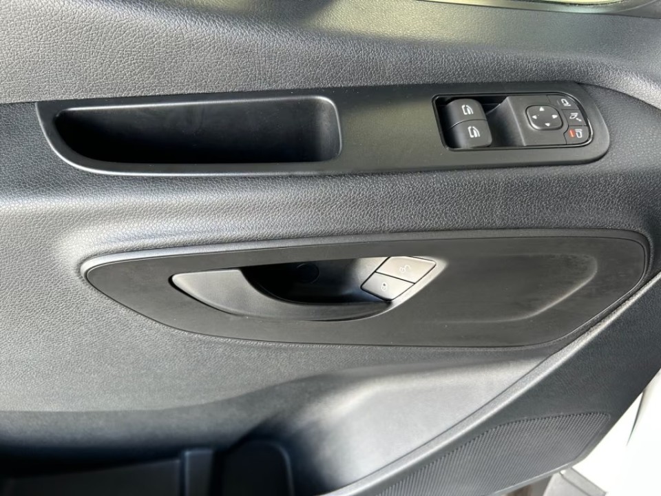 Mercedes-Benz Sprinter 317 CDI Mixto - foto 11