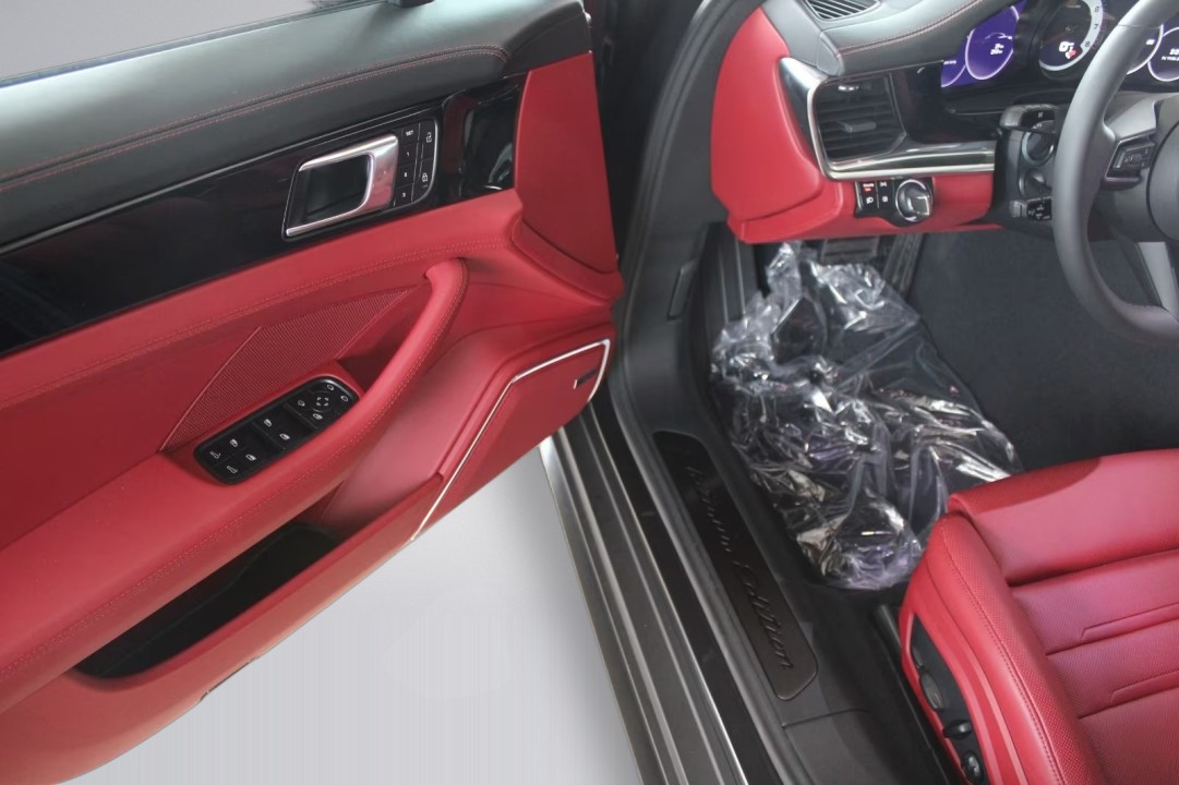Porsche Panamera Platinum Edition - foto 17