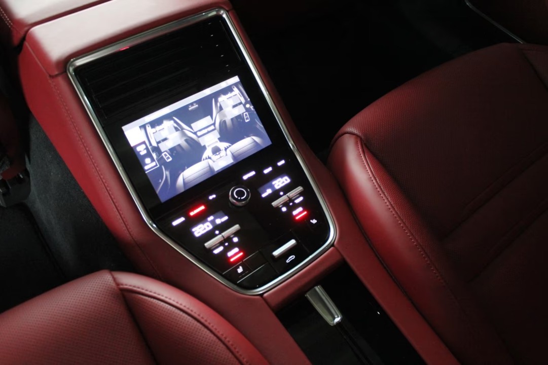 Porsche Panamera Platinum Edition - foto 12
