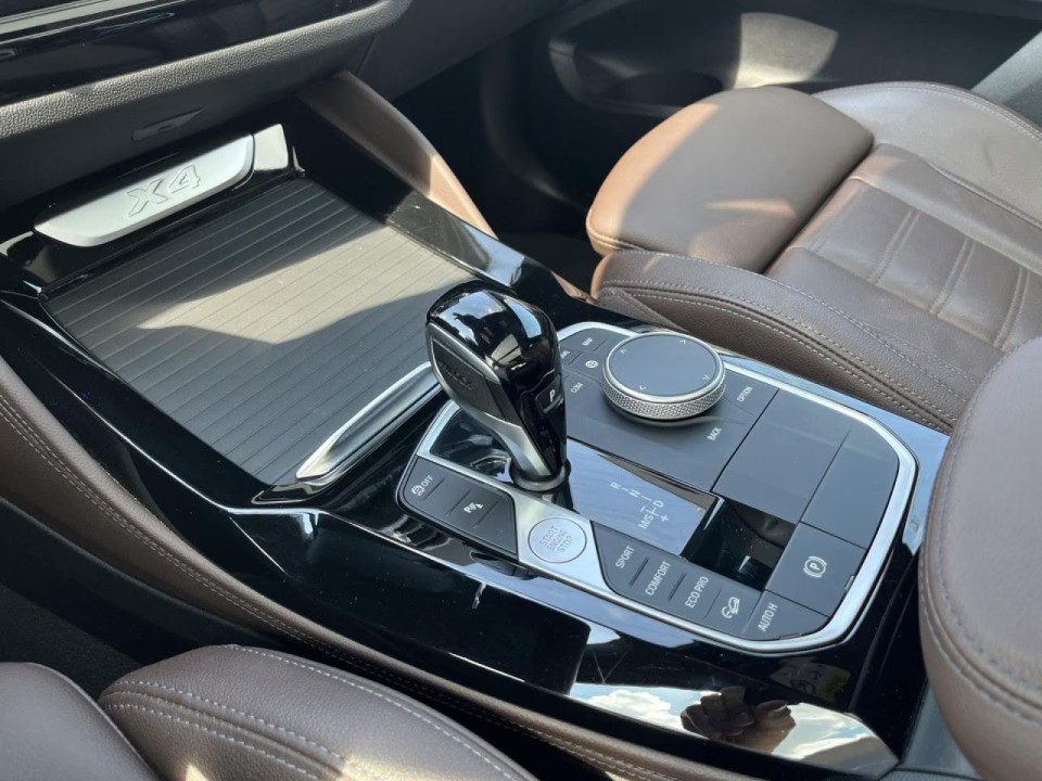 BMW X4 xDrive20i M-Sport - foto 9