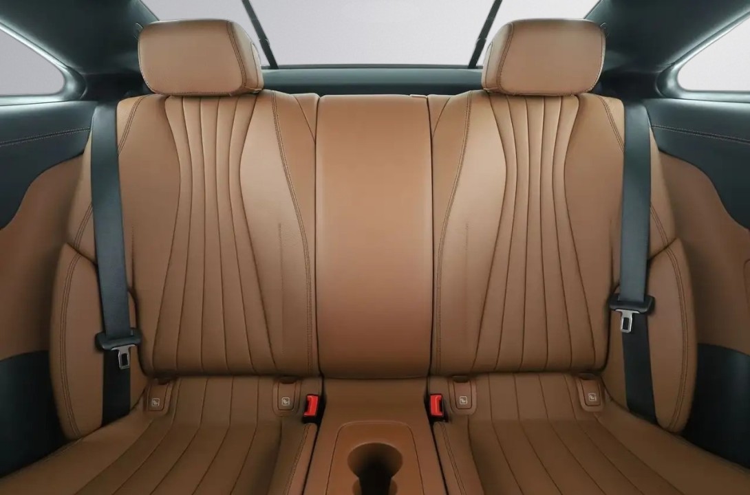 Mercedes-Benz E 450 4MATIC Avantgarde Coupe - foto 13