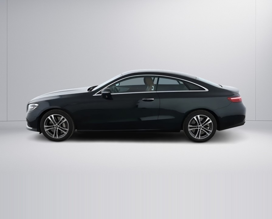 Mercedes-Benz E 450 4MATIC Avantgarde Coupe - foto 6