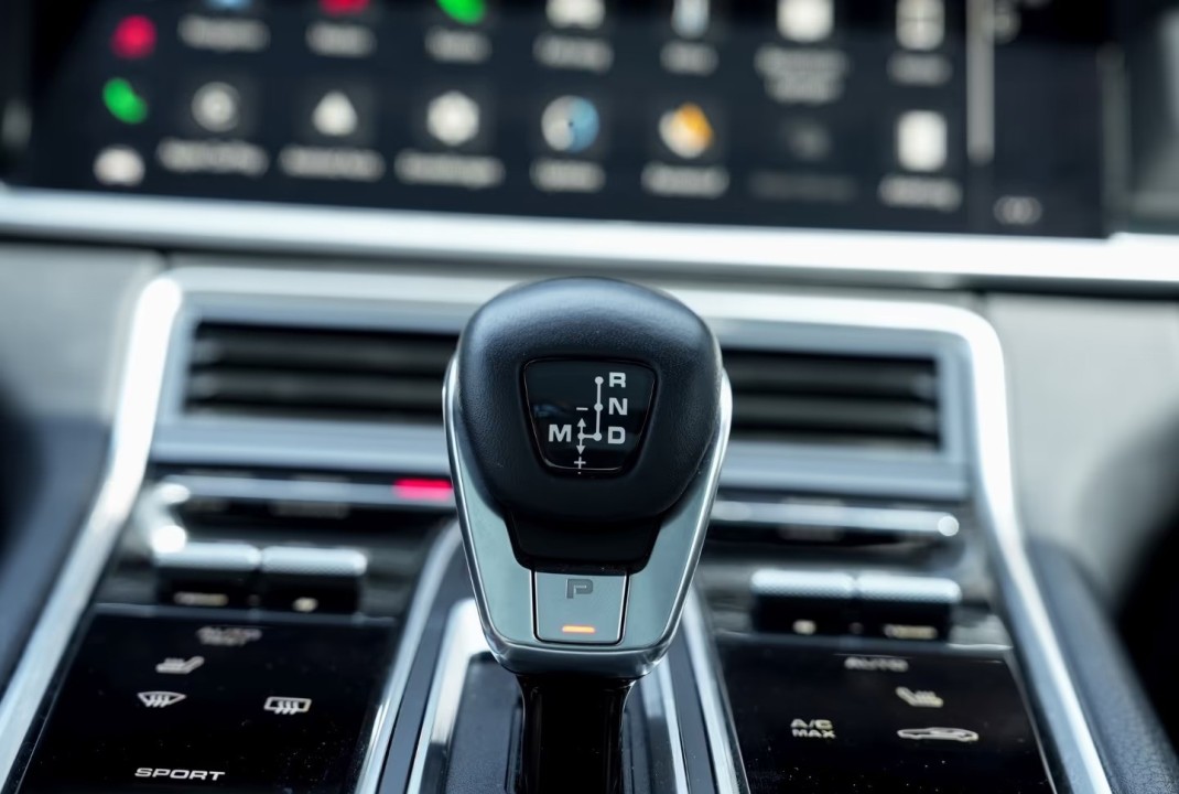 Porsche Panamera 4 Platinum Edition - foto 15