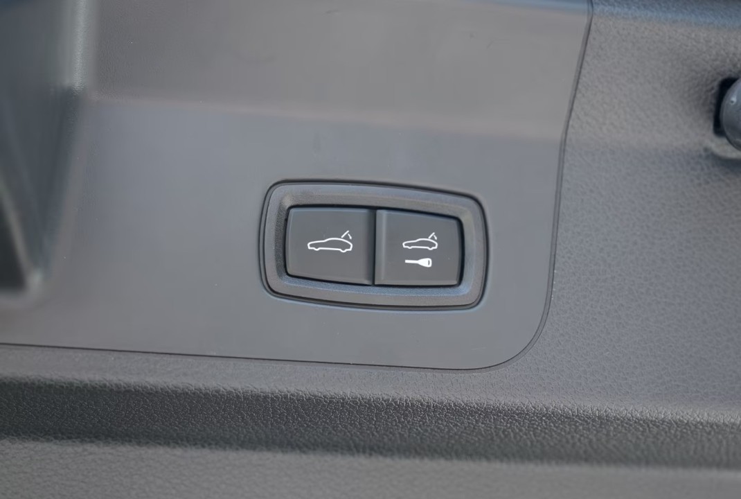 Porsche Panamera 4 Platinum Edition - foto 25