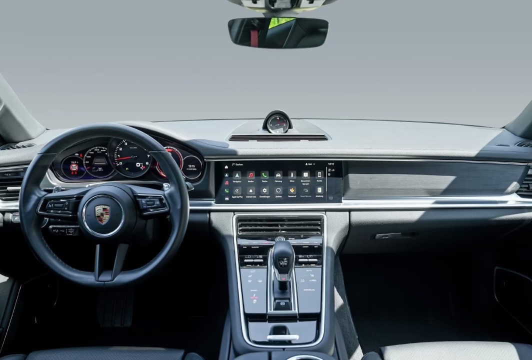 Porsche Panamera 4 Platinum Edition - foto 13