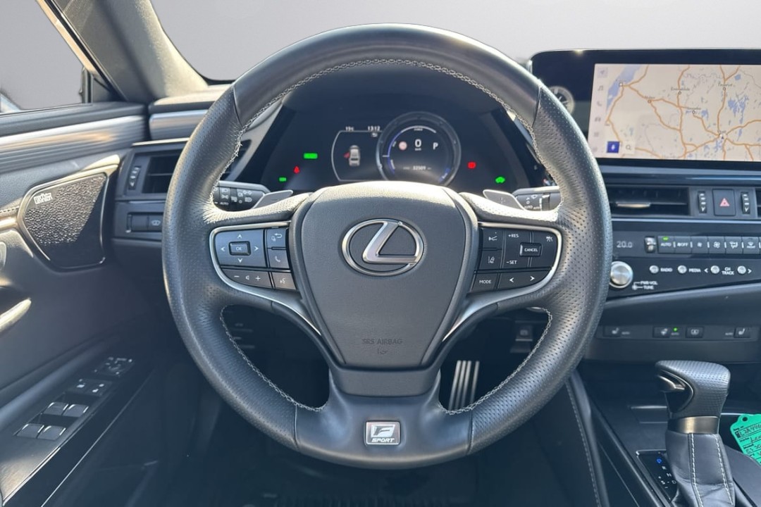 Lexus Seria ES 300h F-Sport - foto 15