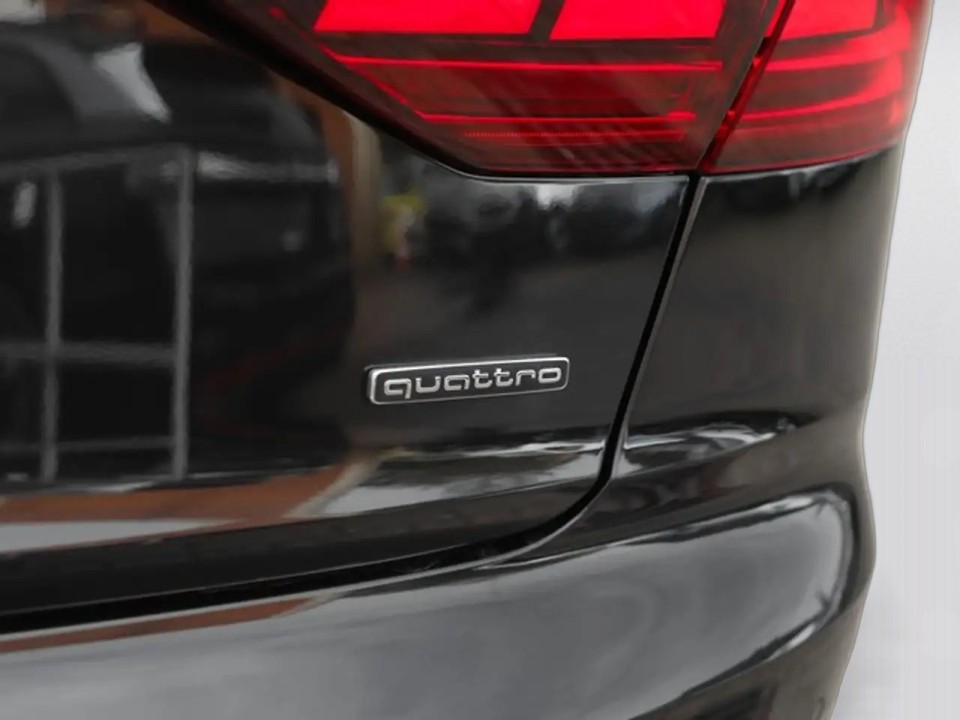 Audi A8 60 TFSIe quattro - foto 10