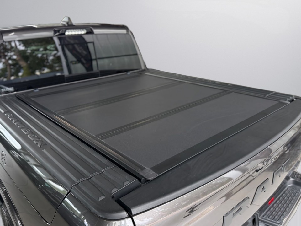 Dodge RAM 1500 Laramie - foto 21