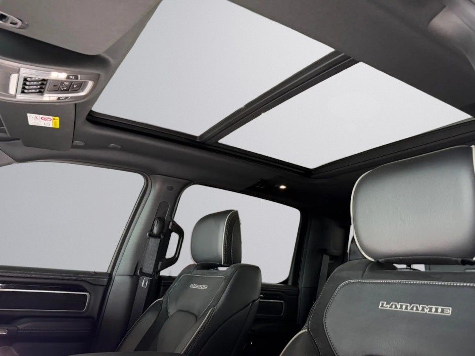 Dodge RAM 1500 Laramie - foto 17