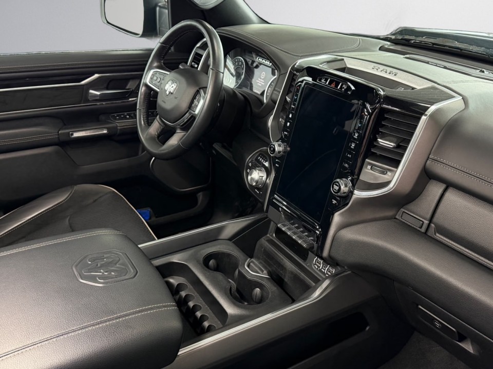 Dodge RAM 1500 Laramie - foto 10