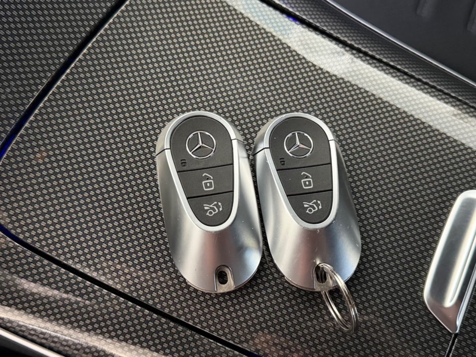 Mercedes-Benz C 300d 4MATIC AMG Line - foto 14