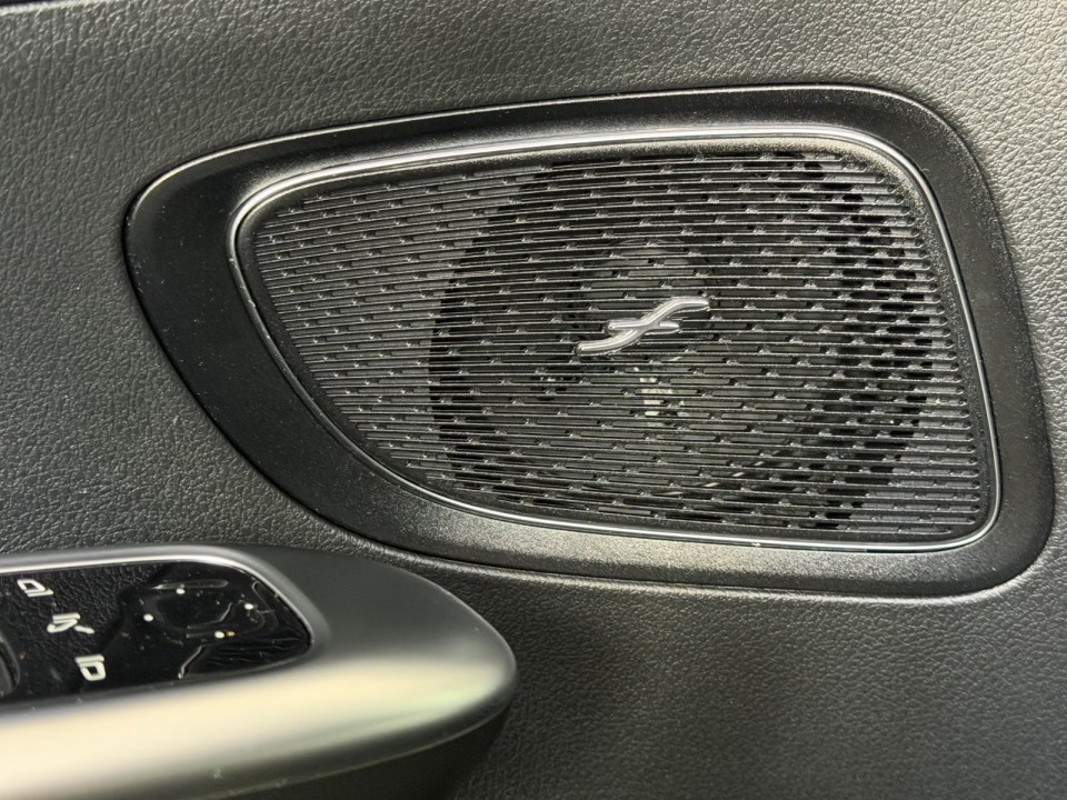 Mercedes-Benz C 300d 4MATIC AMG Line - foto 16