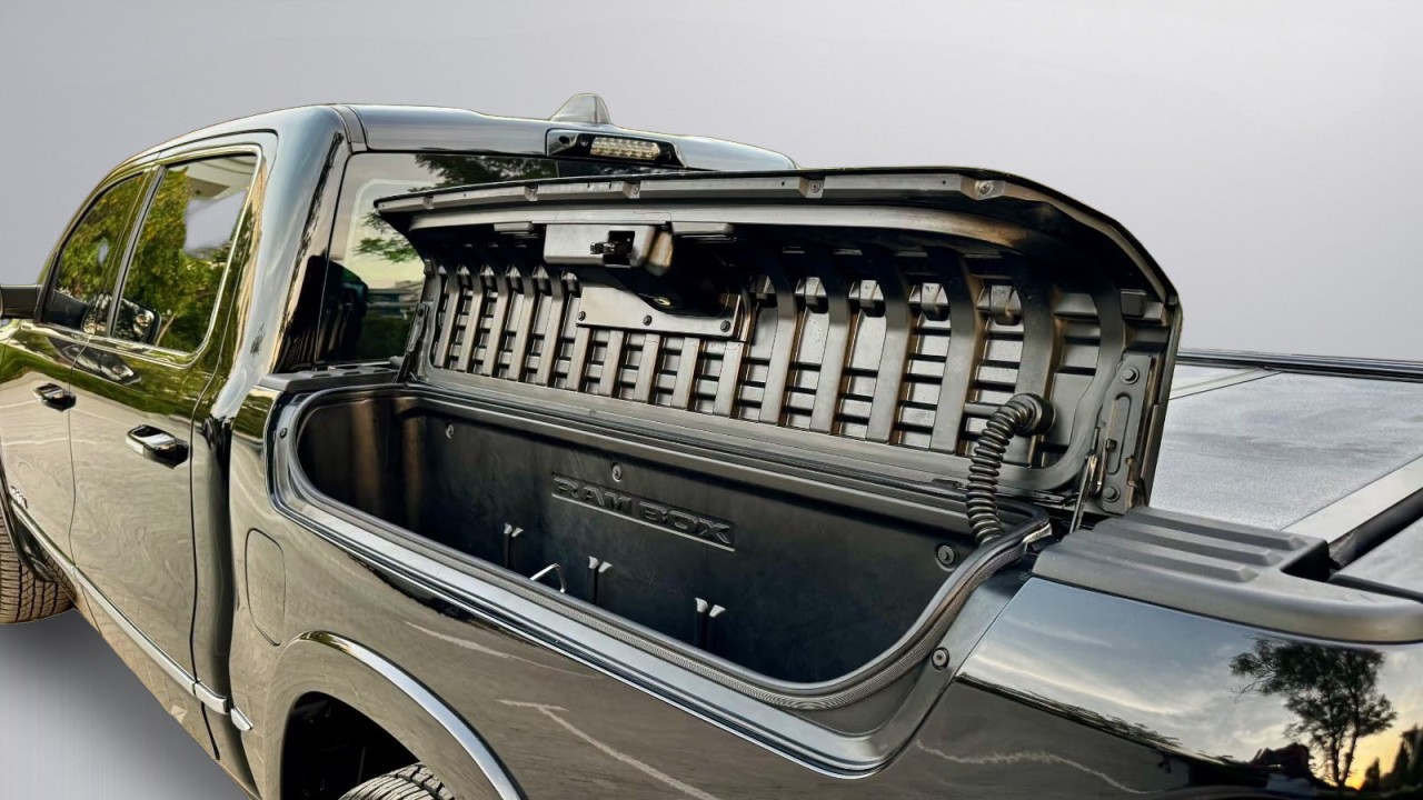 Dodge RAM 1500 Limited - foto 29