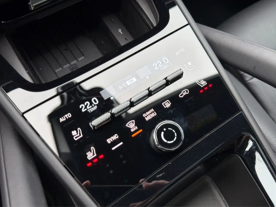 Porsche Cayenne Coupe E-Hybrid - foto 12
